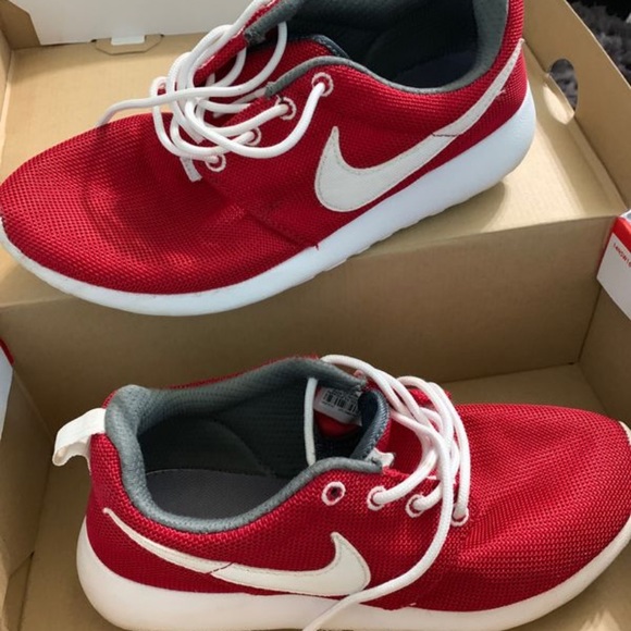 Roshe run - Picture 2 of 5